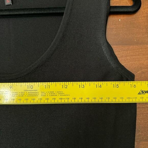 Escada Top Womens EU 36 Black Sheer Scoop Neck Knit Tank Blouse Sleeveless Basic - Picture 4 of 8